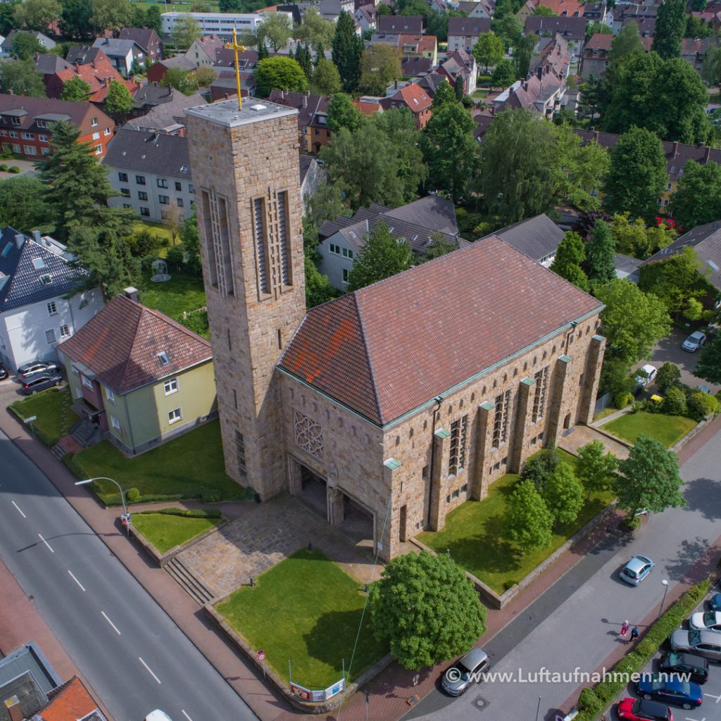 Lutherkirche in Datteln aus der Luft