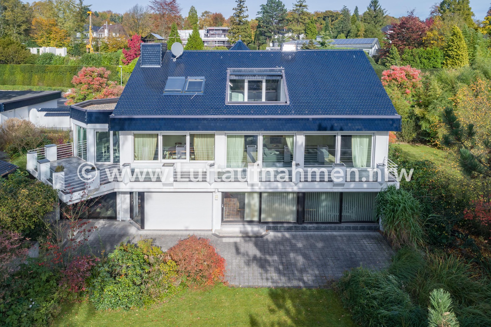 Wohnimmobilie in Essen aus der Luft fotografiert