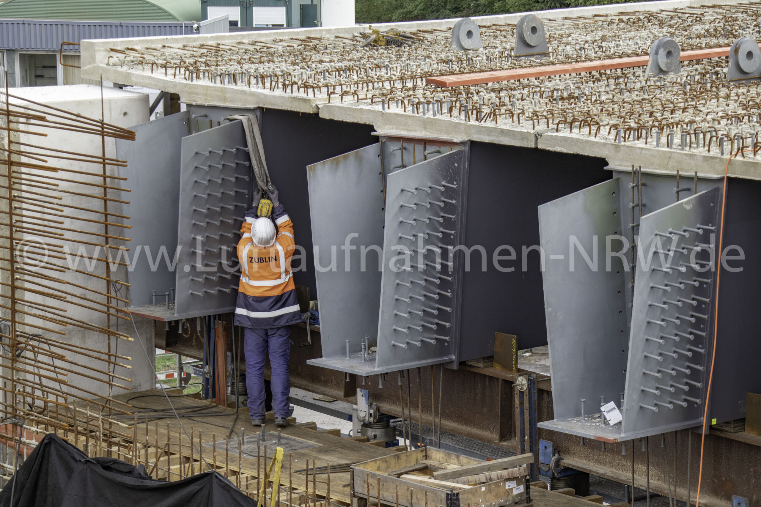Detailperspektive des Brückenbaus an der A43