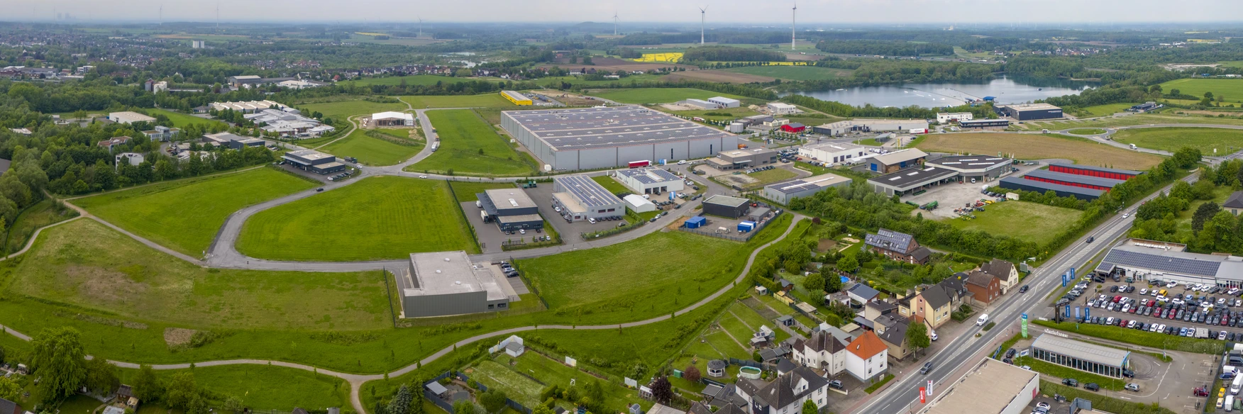 Gewerbegebiet Obere Brede in Beckum, 2024: Gewerbegebiet und angrenzende Wohnbebauung.